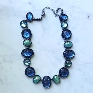Beautiful Vintage Signed Avon NR Nina Ricci Blue & Green Glass  Necklace